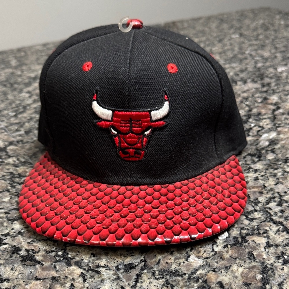 White wolf NBA Chicago bulls Black and 3D Red Bulls Cap